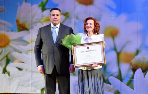 Губернатор Игорь Руденя вручил награды медицинским работникам Тверской области