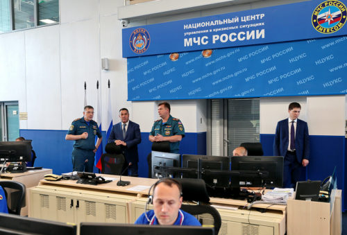 Губернатор Игорь Руденя и глава МЧС России Евгений Зиничев обсудили вопросы сотрудничества в обеспечении безопасности граждан