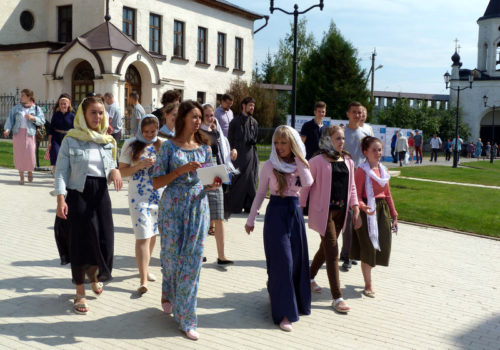 В Старицком Свято-Успенском монастыре проходит форум православной молодёжи