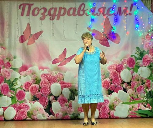 В Архангельском женщинам подарили прекрасный концерт