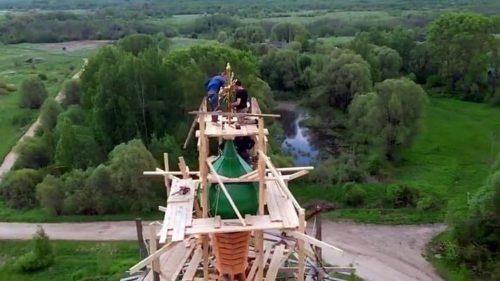 И вознёсся крест над селом…