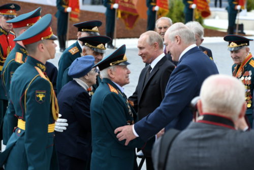 Президент России Владимир Путин открыл в Тверской области Ржевский мемориал Советскому солдату