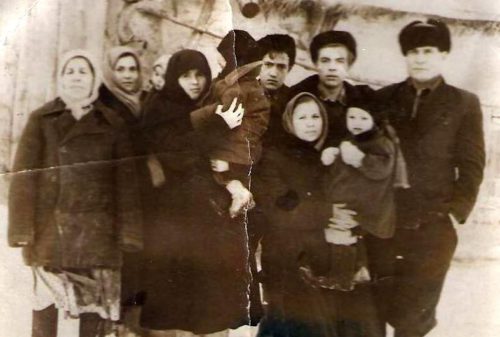 Семья Лукиных, Павел Лукин - крайний справа, 1964 год Брат