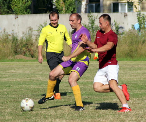 Старичане обыграли «Двину» со счётом 4-2