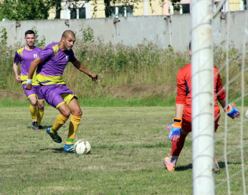 Старичане обыграли «Двину» со счётом 4-2