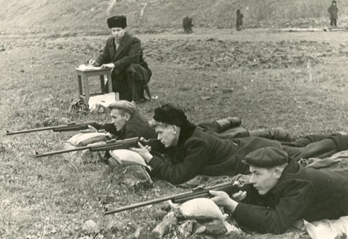 Стрелковые соревнования, 3 ноября 1957