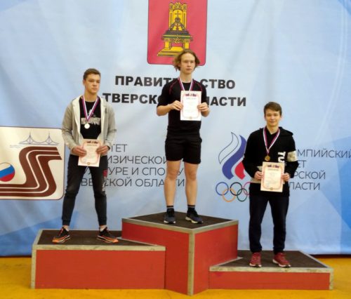 Предновогодний вояж толкателей ядра