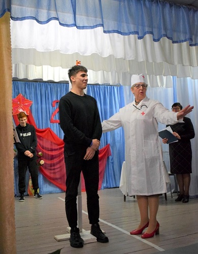 Защитникам Отечества посвящается