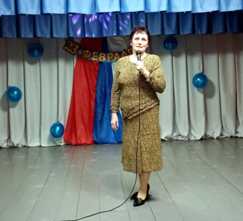 Мужчин мы всех сегодня поздравляем!
