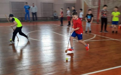 Юные спортсмены вышли на праздничные старты