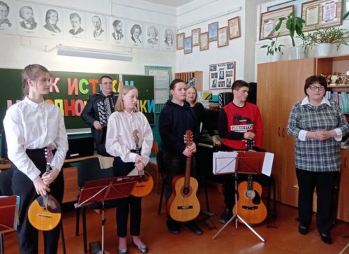 На станции Старица прикоснулись «К истокам народной музыки»