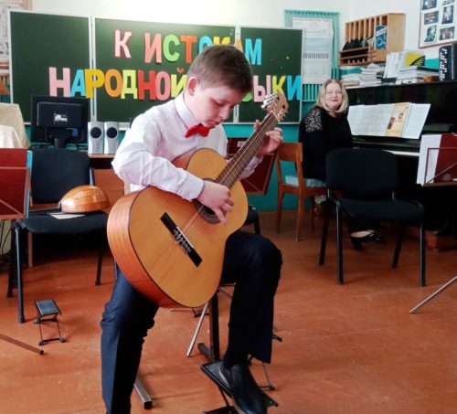 На станции Старица прикоснулись «К истокам народной музыки»