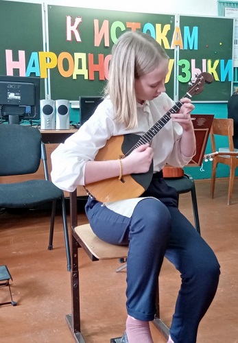 На станции Старица прикоснулись «К истокам народной музыки»