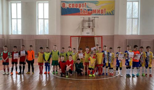 «Серебряный леопард», «Волга» и Старица разыграли «Весенний мяч»
