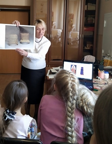 Народные традиции в музыке и быту