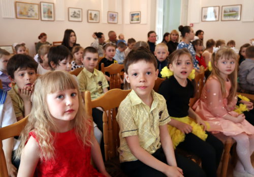 Дошколята путешествовали по музыкальным островам