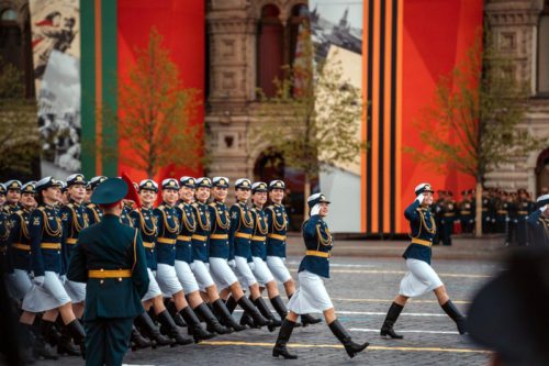 Фронтовики из Тверской области, суворовцы и курсантки ВКО приняли участие в Параде Победы в Москве