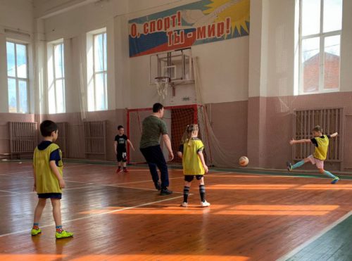 Встреча поколений закончилась в пользу детей