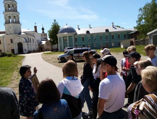 Дороги привели старицких школьников в Торжок