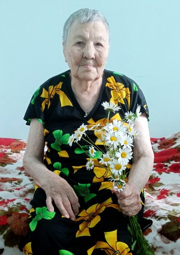 Пусть в каждой семье будут мир и любовь!