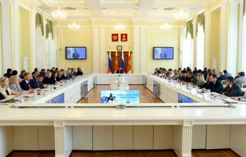 В Тверской области благоустраивают 97 общественных территорий и дворов по национальному проекту «Жильё и городская среда», 32 проекта уже завершены