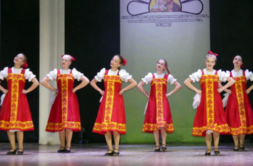 Первейшая ценность в России - семья!