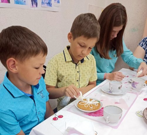 Тёплый праздник в Семейном центре