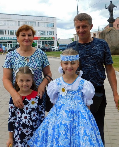 Библиотека выходит на улицу