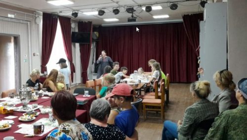 В Бернове собрались на русскую вечеринку