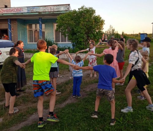 В Бернове собрались на русскую вечеринку