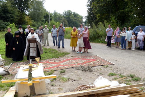 Храм возвращается к жизни. И нам возрождает жизнь