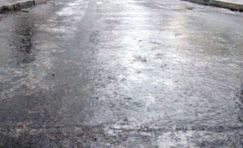 На дорогах ожидается сильная гололедица