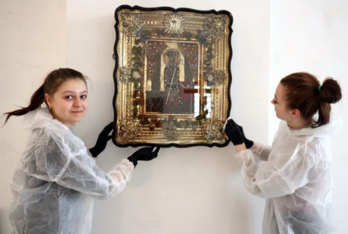 Благоустройство храма продолжается. А значит - и души нашей…