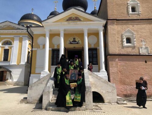Волжский Крестный ход в Старице