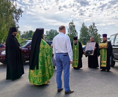 Волжский Крестный ход в Старице