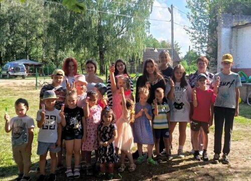 Лето на дворе, веселье детворе