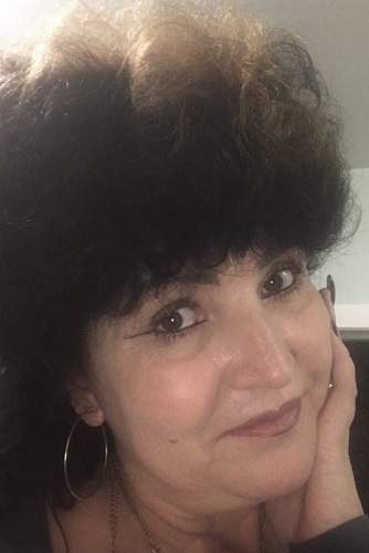 Лаврова