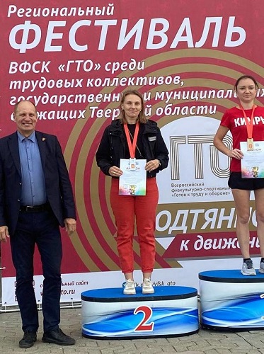 Своим примером