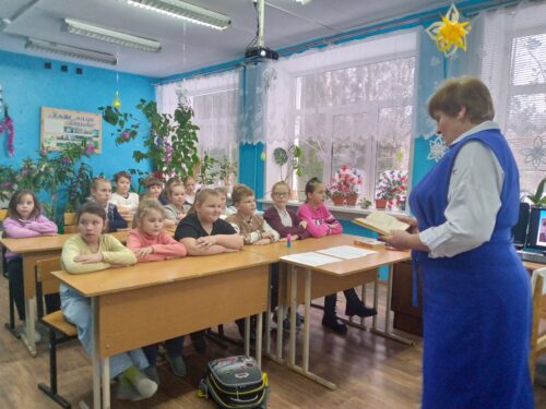 Творчеству Виктора Курочкина красновские школьники посвятили целый учебный день