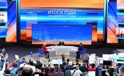 «Итоги года» с Президентом России Владимиром Путиным: глава государства провел прямую линию и пресс-конференцию