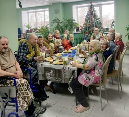 Степуринские бабушки и дедушки собрались на Новогодний огонёк