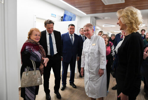 Вице-премьер Татьяна Голикова, Министр здравоохранения РФ Михаил Мурашко и Губернатор Игорь Руденя открыли три новых поликлиники в Тверской области