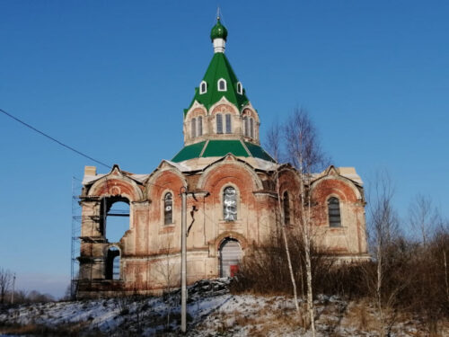 «Белый Ирис» приглашает на субботник в Гурьево
