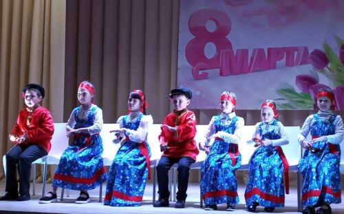 8 Марта на станции Старица царило «Настроение - Весна!»
