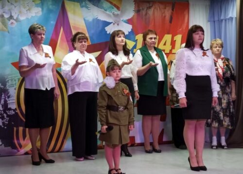 Мы эту Победу вовек не забудем!