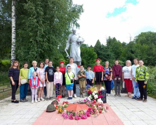 Защитникам - слава и память!