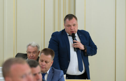 Повышение доступности территорий, ремонт площадок возле больниц и школ в округах: Губернатор Игорь Руденя определил приоритеты развития дорожного хозяйства Тверской области