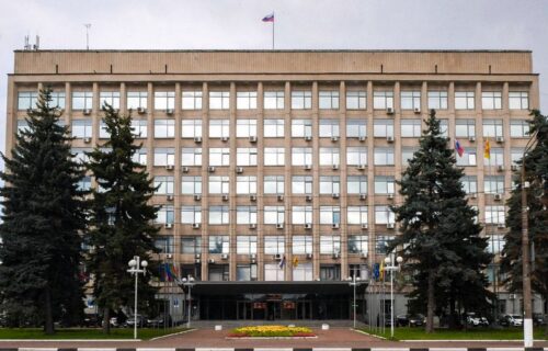 31 июля Губернатор Игорь Руденя выступит на заседании Законодательного Собрания Тверской области с отчетом об итогах деятельности исполнительных органов государственной власти в 2023 году.
Глава региона расскажет о результатах работы регионального Правительства в сферах экономики, здравоохранения, образования, социальном и других секторах. Губернатор обозначит приоритетные для Верхневолжья направления развития и актуальные задачи для органов власти.
Трансляция заседания организована на сайте Законодательного Собрания Тверской области. Она начнется в 12:00. 
Пресс-служба Правительства Тверской области.
