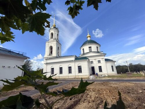 В Дегунине освятят возрождённый храм