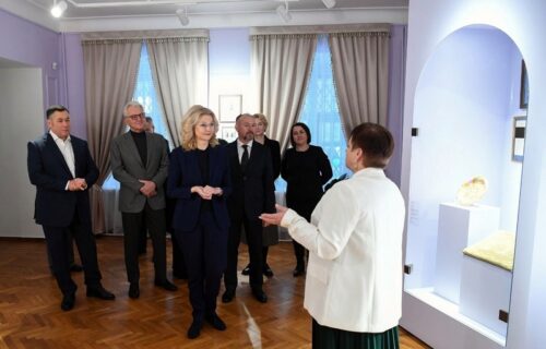 Заместитель Председателя Правительства РФ Татьяна Голикова и Губернатор Игорь Руденя посетили отремонтированный Музей А.С. Пушкина в Берново